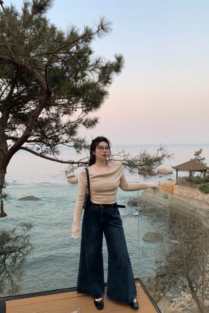 Off-Shoulder Solid Color Plus Size Knitted Shirt - High-End Feel, Slightly Chubby Style, Trendy Casual Top for Effortless Elegance