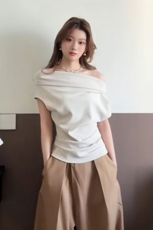 Off-Shoulder Vintage T-Shirt for Women - Summer Slimming Style, Waist-Cinching, Short Sleeves, Irregular Design, Trendy and Instagram-Worthy