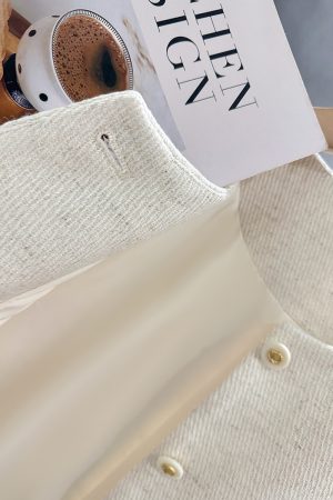 Off-White Lace Spliced Short Wind Coat for Women - French Elegant Spring Autumn 2025 Fashion