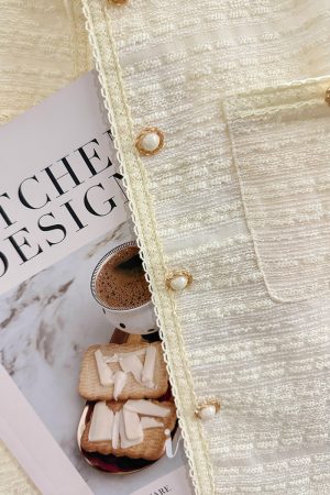 Off-White Vintage Elegant Short Coat for Women - Lightweight Textured Summer 2025 Fashion Top