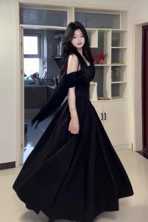 One-Shoulder Black Dress with Flowing Ribbon Big Skirt - Elegant Summer Slim Fit Hepburn Style for Women