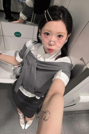 One-Shoulder Short Sleeve Knitted Top for Women - Trendy Gray Summer T-Shirt, Slim Fit, Hot Girl Style, Y2K Fashion