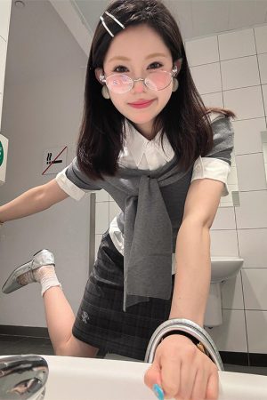 One-Shoulder Short Sleeve Knitted Top for Women - Trendy Gray Summer T-Shirt, Slim Fit, Hot Girl Style, Y2K Fashion