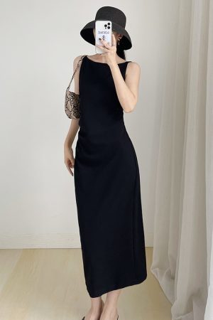 One-Shoulder Sleeveless Pleated Dress for Women - Vintage Black Spaghetti Strap Mid-Length Dress for Spring & Summer Commuting