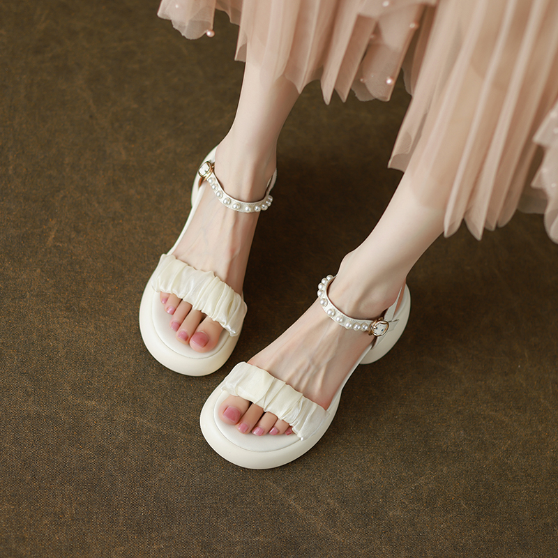 Open-Toe Thick-Soled Leather Sandals for Women - Summer Vacation Fashion with Pearl Detail - Versatile High Heels Open-Toe Thick-Soled Leather Sandals for Women - Summer Vacation Fashion with Pearl Detail - Versatile High Heels