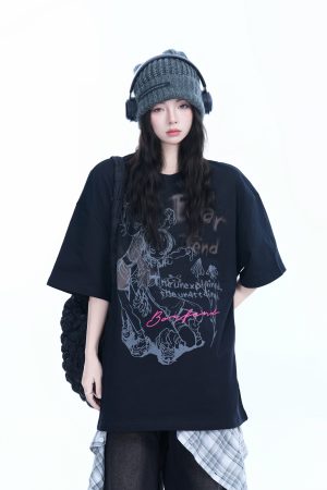 Oversized Black Short Sleeve T-Shirt for Women - American Street Style, Casual Cotton Tee with Sit and Eat Until the Mountains Are Empty Print