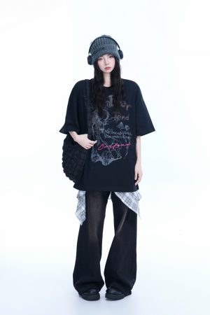 Oversized Black Short Sleeve T-Shirt for Women - American Street Style, Casual Cotton Tee with Sit and Eat Until the Mountains Are Empty Print