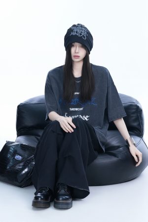 Oversized Black Short-Sleeve T-Shirt for Women - American Street Style, Casual Loose Fit, Y2K Fashion, Graphic Tee