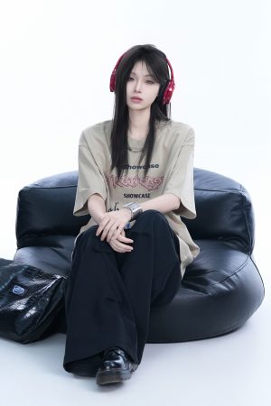 Oversized Black Short-Sleeve T-Shirt for Women - American Street Style, Casual Loose Fit, Y2K Fashion, Graphic Tee