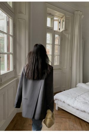 Oversized Gray Suit Jacket for Women, Loose Fit Blazer, Elegant Slimming Design, High-End Street Fashion, 2025 Spring Autumn Collection