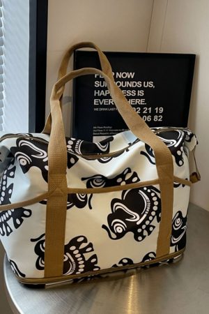 Oversized Nylon Travel Bag for Clothes, Suitcase with Pull Rod, Short Business Trip & Maternity Hospital Bag for Women