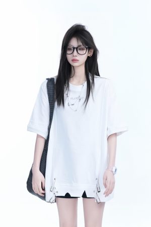 Oversized Women's Short Sleeve T-Shirt with American High Street Pin Design - Trendy Loose Fit, Casual Style for Everyday Wear