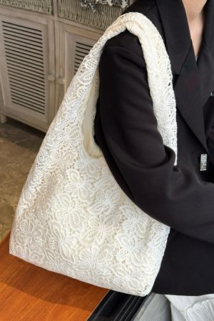 Pastoral Lace Tote Bag - Large Capacity Commuter Shoulder Bag, Versatile Niche Design for Everyday Style