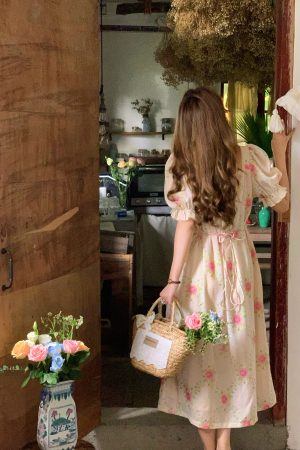 Peach Rose Retro Romantic Square Neck Dress with Puff Sleeves - Women's Summer Waist-Defined Lace Long Dress for 90s Y2K Style