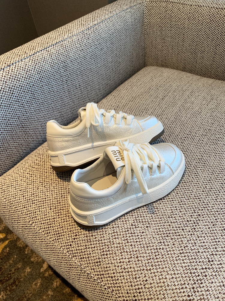 Pearl White Casual Sneakers for Women - 2025 Spring Versatile Lace-Up Height-Increasing Thick-Soled Little White Shoes Pearl White Casual Sneakers for Women - 2025 Spring Versatile Lace-Up Height-Increasing Thick-Soled Little White Shoes