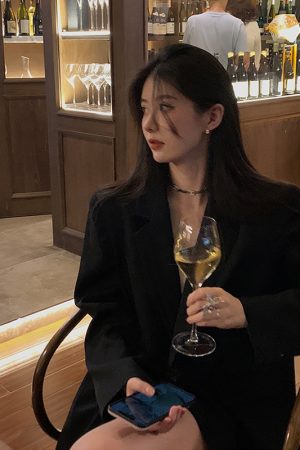 Petite Black Suit Jacket for Women - 2025 New High-End Casual Blazer for Spring and Autumn Fashion