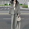 Petite Loose Casual Gray Suit Jacket for Women - Korean Style Blazer for Early Autumn Fashion