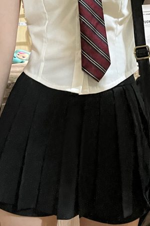 Petite Puff Sleeve JK Uniform Set with Waist-Defined Short Sleeve Shirt and Pudding Bear Design for Summer Womenâ€™s Fashion