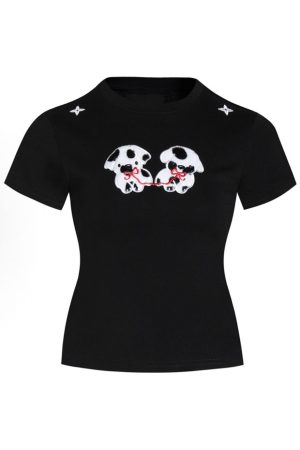 Petite Slim Fit Short-Sleeved T-Shirt with Patch Embroidery for Women - Trendy Summer Style, Age-Reducing Design