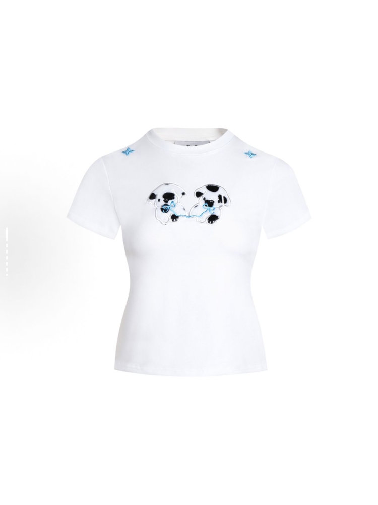 Petite Slim Fit Short-Sleeved T-Shirt with Patch Embroidery for Women - Trendy Summer Style, Age-Reducing Design Petite Slim Fit Short-Sleeved T-Shirt with Patch Embroidery for Women - Trendy Summer Style, Age-Reducing Design