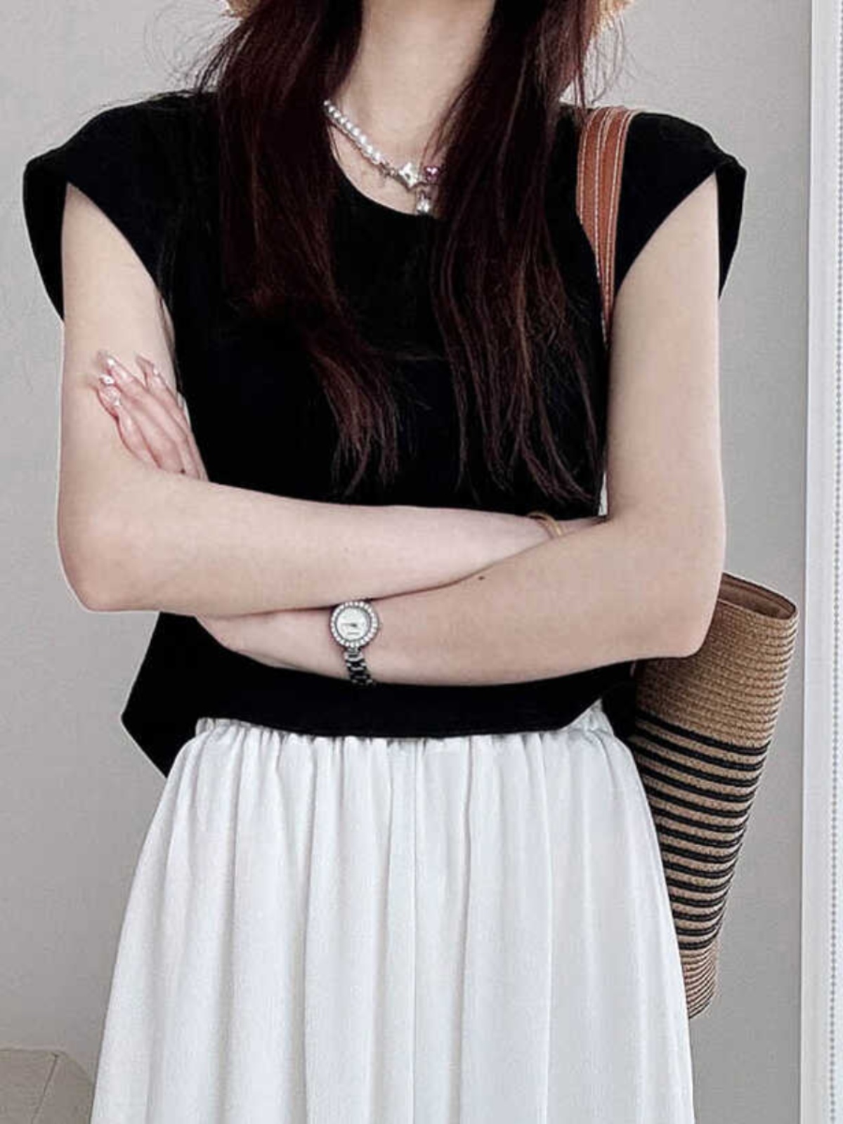 Petite U-Neck Cotton T-Shirt with Flutter Sleeves - Comfortable Summer 2025 Short Sleeve Top in Lazy Style for Casual Looks Petite U-Neck Cotton T-Shirt with Flutter Sleeves - Comfortable Summer 2025 Short Sleeve Top in Lazy Style for Casual Looks