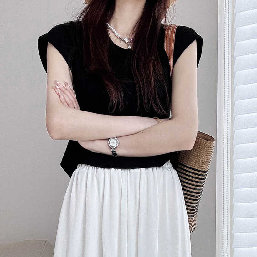 Petite U-Neck Cotton T-Shirt with Flutter Sleeves - Comfortable Summer 2025 Short Sleeve Top in Lazy Style for Casual Looks Petite U-Neck Cotton T-Shirt with Flutter Sleeves - Comfortable Summer 2025 Short Sleeve Top in Lazy Style for Casual Looks