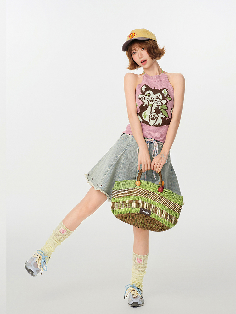 Pink Knitted Backless Halter Top for Women - American Retro Summer Style, Slim-Fit, Girly Y2K Fashion Top Pink Knitted Backless Halter Top for Women - American Retro Summer Style, Slim-Fit, Girly Y2K Fashion Top