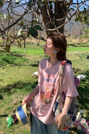 Pink Retro Floral Print Short Sleeve T-Shirt for Women - Summer Loose Fit Round Neck Top - Vintage 90s Style