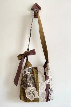 Plaid Bucket Bag with Lace Splicing - Versatile Shoulder & Crossbody Bag for Autumn and Winter Style