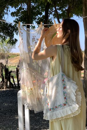 Plaid Lace Trim One-Shoulder Crossbody Bag - Women's Summer Canvas Bag with Floral Design, Vintage Style