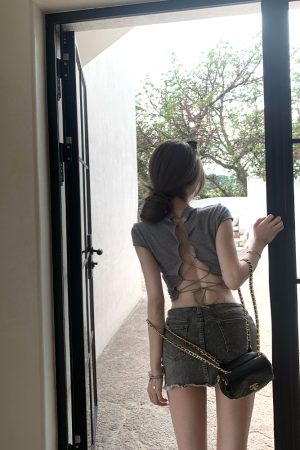 Playful Cute Short Sleeve Tie Back T-Shirt for Women, Summer Slim Fit Sexy Top, Casual Y2K Style Fashion