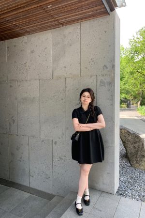 Playful Plus Size Little Black Dress with Polo Collar, Stretchy Slimming Puff A-Line Design for Effortless Style