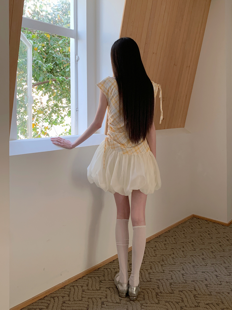 Pleated Summer Flower Bud Dress with Drawstring Waist and Short Sleeves - Slimming Design, Perfect for 90s and Y2K Style Pleated Summer Flower Bud Dress with Drawstring Waist and Short Sleeves - Slimming Design, Perfect for 90s and Y2K Style