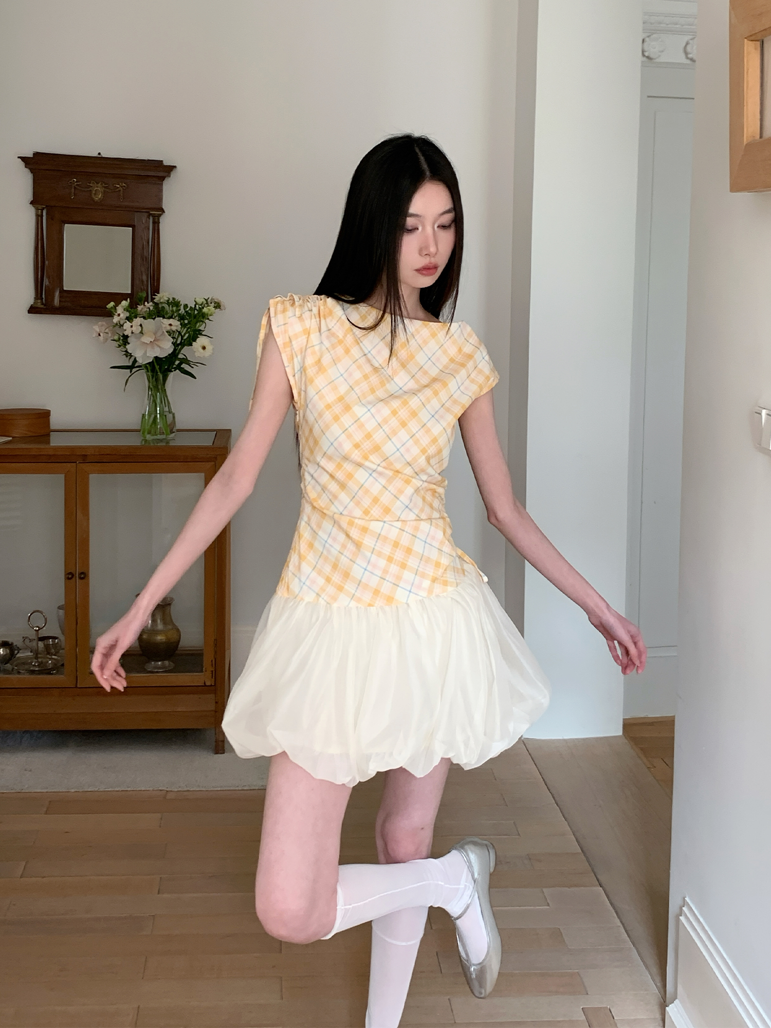 Pleated Summer Flower Bud Dress with Drawstring Waist and Short Sleeves - Slimming Design, Perfect for 90s and Y2K Style Pleated Summer Flower Bud Dress with Drawstring Waist and Short Sleeves - Slimming Design, Perfect for 90s and Y2K Style