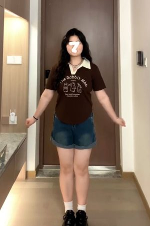 Plus Size American Retro Short Sleeve Polo Collar V-Neck Cropped T-Shirt for Women - Flattering Summer Top for Curvy Figures