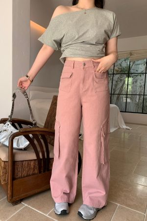 Plus Size American Retro Straight-Leg Multi-Pocket Wide-Leg Casual Work Pants for a Cool 90s Vibe