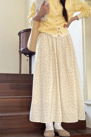 Plus Size Apricot Polka Dot A-Line Half Skirt for Curvy Women - Flattering High-Waisted Summer Style 2025