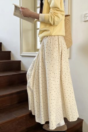 Plus Size Apricot Polka Dot A-Line Half Skirt for Curvy Women - Flattering High-Waisted Summer Style 2025