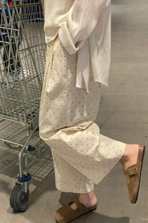 Plus Size Black and White Checkered Wide-Leg Pants for Women - Loose High-Waisted Trousers for Petite Sizes, 2025 Trend