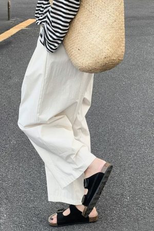 Plus Size Black and White Checkered Wide-Leg Pants for Women - Loose High-Waisted Trousers for Petite Sizes, 2025 Trend