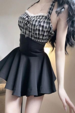 Plus Size Black Fluffy Half Skirt for Women - High-Waisted Pleated A-Line Umbrella Skirt for Autumn Winter, Slimming Fit for Petite Figures