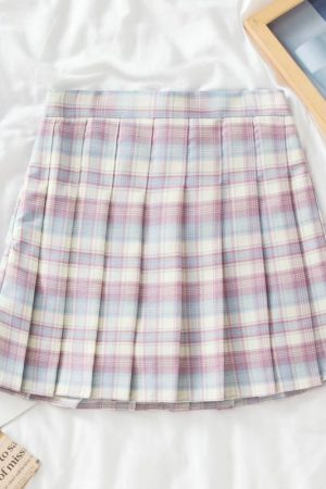 Plus Size Black High-Waisted Pleated A-Line Midi Skirt for Women, Summer College Style Checkered JK Skirt, Anti-Exposure Fashion