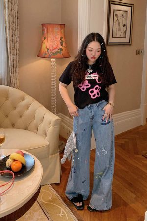 Plus Size Black Short-Sleeve T-Shirt for Women - 2025 Spring/Summer Shoulder-Detail Base Top, Casual Fashion Essential