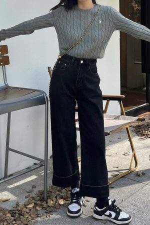 Plus Size Black Straight-Leg Jeans for Women, 2025 New Style, Loose Nine-Point Wide-Leg Pants for Pear-Shaped Figures