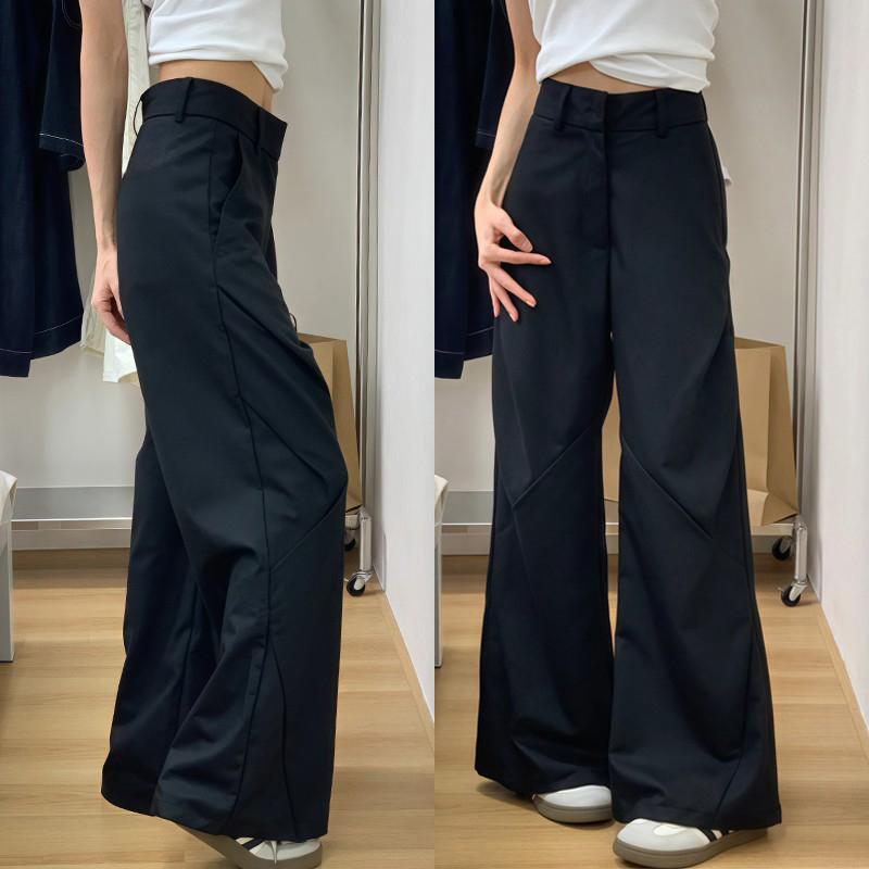 Plus Size Black Wide-Leg Trousers for Women - High-Waisted, Loose Fit, Casual Pleated Pants for Summer 2025 Plus Size Black Wide-Leg Trousers for Women - High-Waisted, Loose Fit, Casual Pleated Pants for Summer 2025