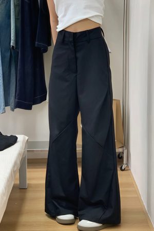 Plus Size Black Wide-Leg Trousers for Women - High-Waisted, Loose Fit, Casual Pleated Pants for Summer 2025