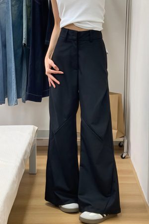 Plus Size Black Wide-Leg Trousers for Women - High-Waisted, Loose Fit, Casual Pleated Pants for Summer 2025