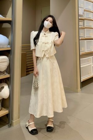 Plus-Size Chinese Style Short Sleeve Jacket for Women, Slimming High-Waisted Retro Half-Length Dress, Elegant National Wind Fashion