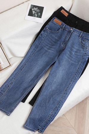 Plus-Size Cigarette Jeans for Women - Flattering Straight-Leg, Elastic Waist, Cropped Design, Versatile Summer Pants for Curvy Figures