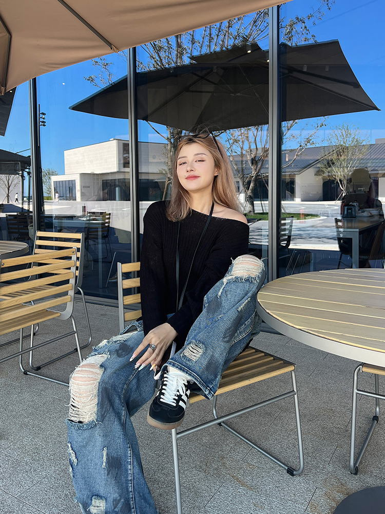 Plus Size Cropped Blue Slouchy Knit Sweater with Asymmetrical Neck - Lazy Style Slimming Fashion for 2024 Plus Size Cropped Blue Slouchy Knit Sweater with Asymmetrical Neck - Lazy Style Slimming Fashion for 2024